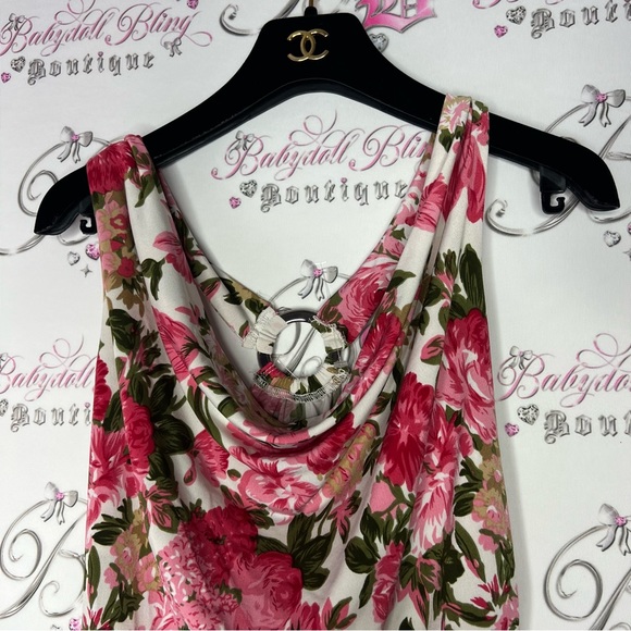 Floral y2k tank top with metal O ring back detail pink white green flowers - Picture 9 of 10